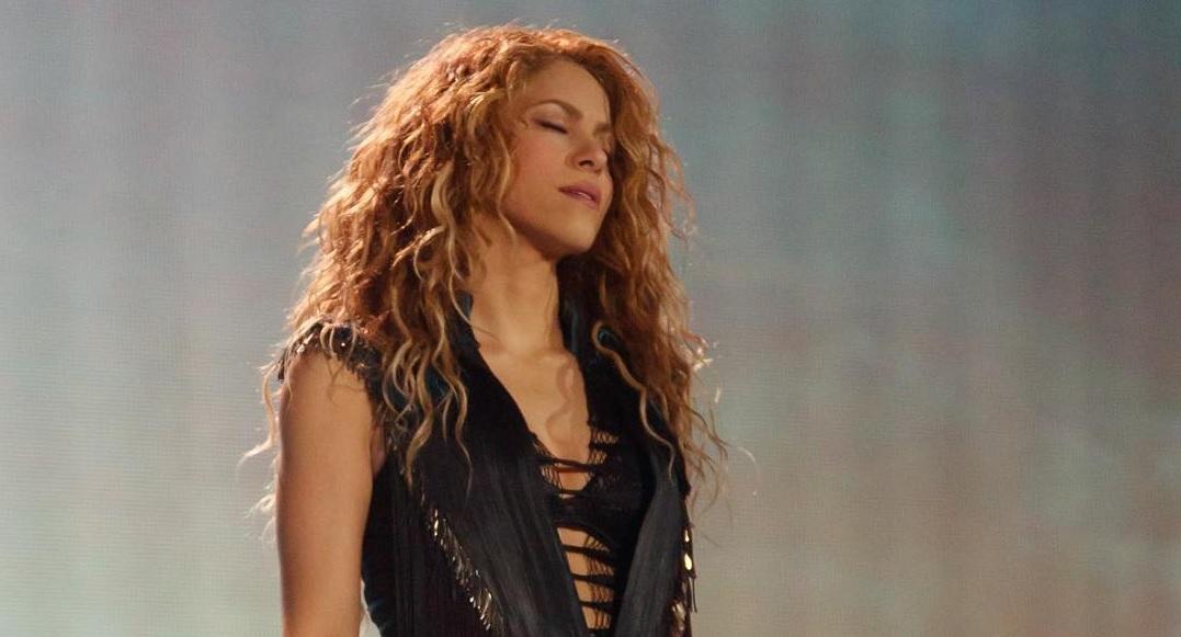 Presenta Shakira el primer capítulo de su serie