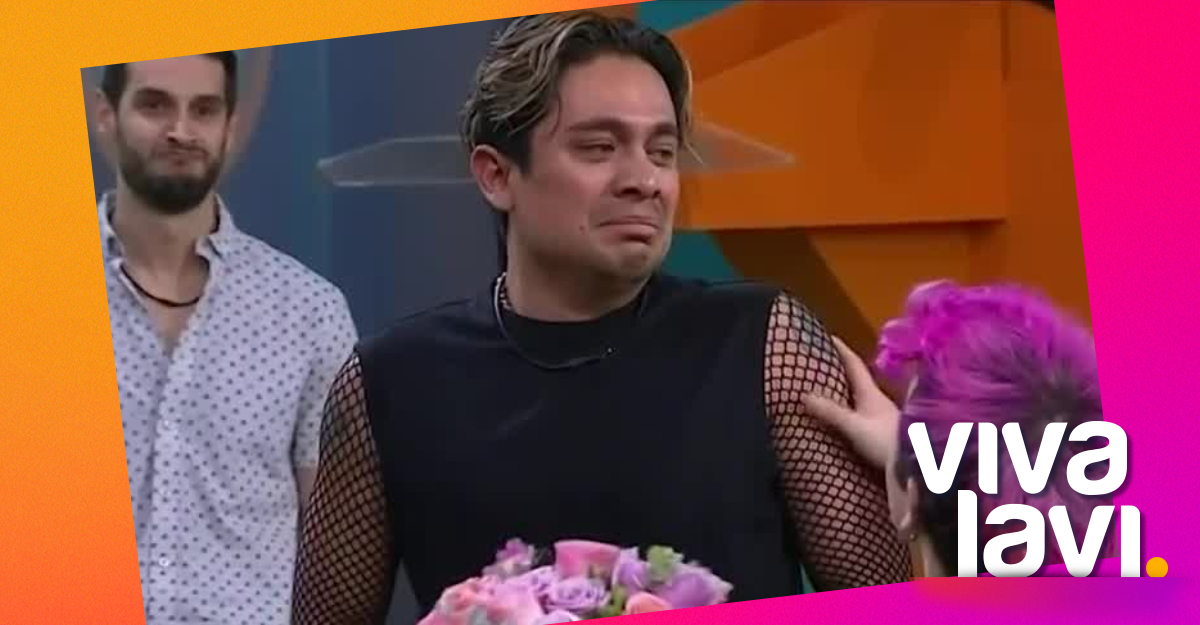 Ricardo Peralta recibe emotiva sorpresa de su novio